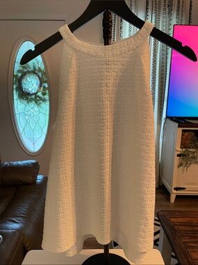 Unknown Brand White Textured Halter Tank Top (0051)